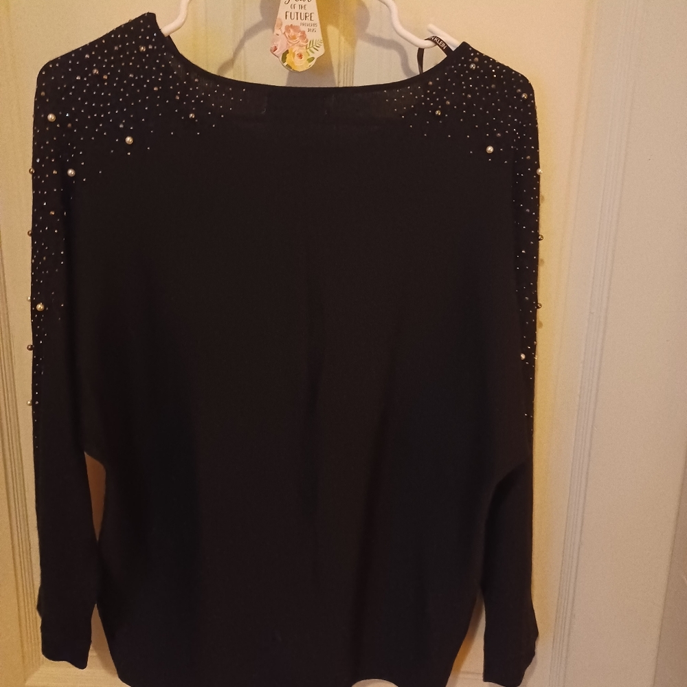 Calvin Klien Sweater M Embelished Detail